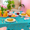 Tablecloth - A table !