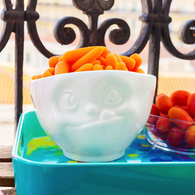Bowl Emotion Greedy Pylones