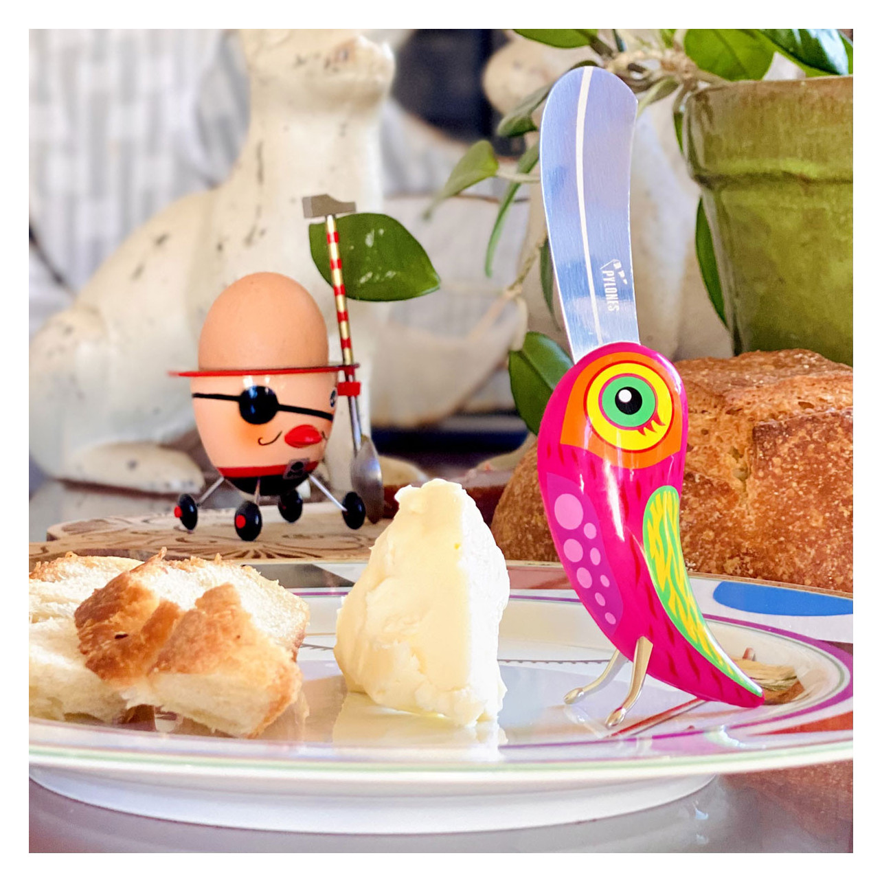 Butter knife original and design Fanfaron Pink Pylones