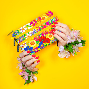 3 zip pouch - Zip It