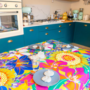 Rectangular tablecloth - A table !
