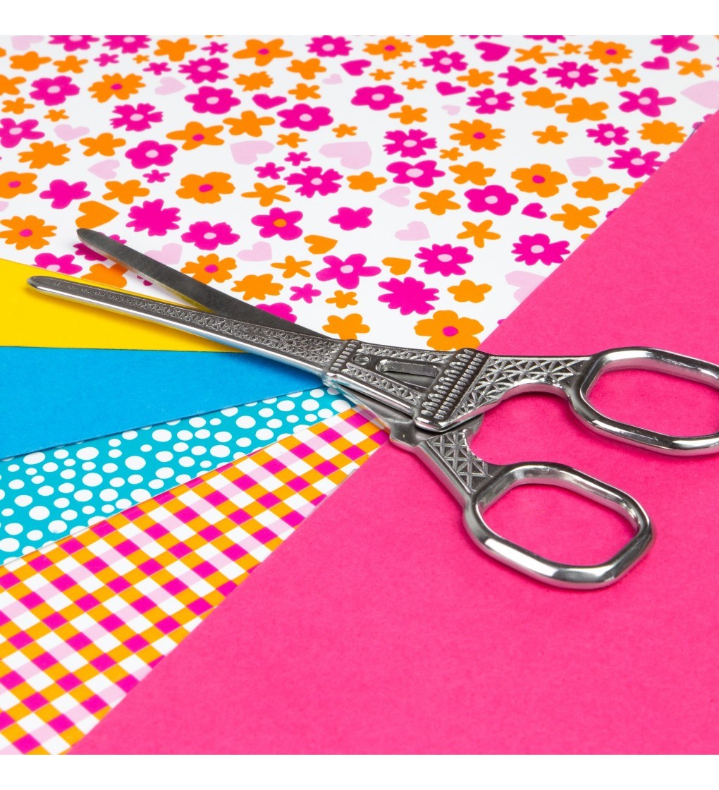 Pair of scissors Eiffel Scissors Pylones