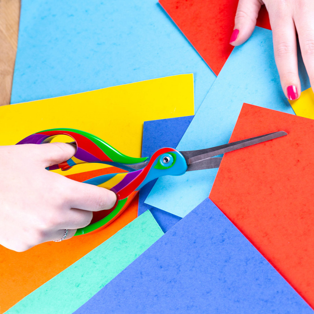 Scissors Jonathan Pylones